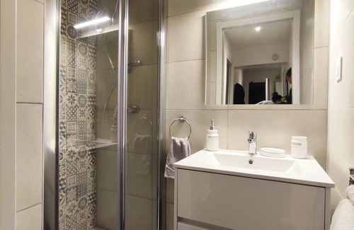 Gennevilliers Apartment | Apartment near Paris/Métro