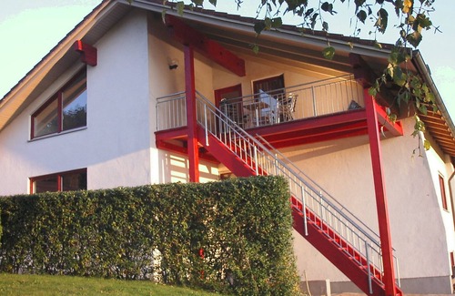 Stocken Apartment | Apartment "Nice place" with a wonderful view of meadows and mountains