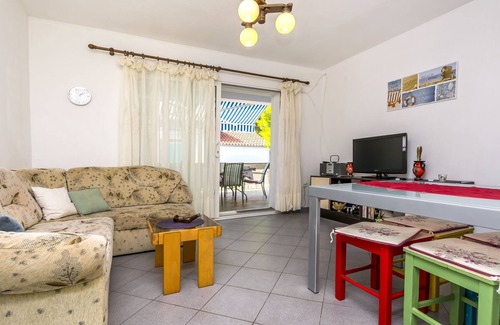 Maslinica Apartment | Apartment Nikola