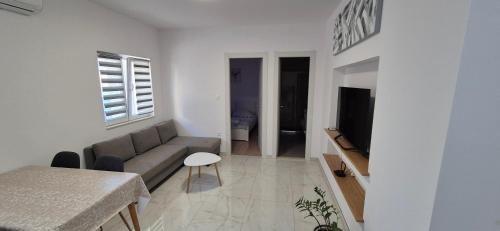 Mejasi Apartment | Apartment Nina