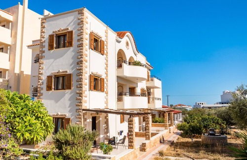 Karpathos Apartment | Apartment 'No 4' with Mountain View, Wi-Fi and Air Conditioning