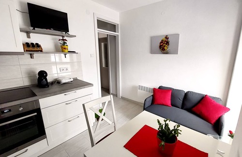 Cove Parja Apartment | Apartment Oliva (91891-A1) - Knin