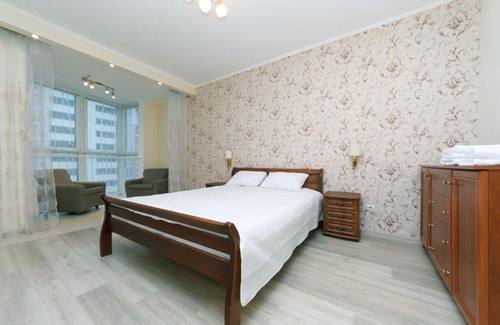 Pozniaky Apartment | Apartment on Drahomanova 2A