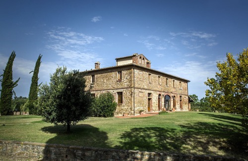 Torrita di Siena Apartment | Apartment on the first floor with a view of the village