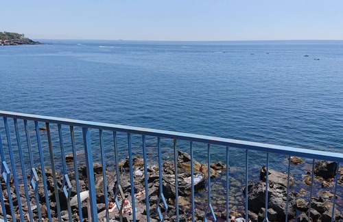 Aci Castello Apartment | Apartment on the cliff of the Cyclops