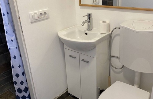 Vozdovac Apartment | apartment on the second floor, spacious, quiet, close to the center.