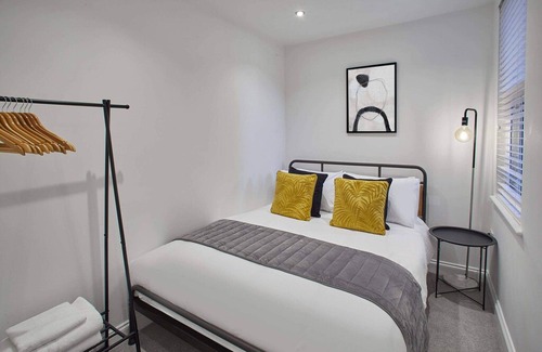 Whitby Apartment | Apartment One, Hudsons Yard House