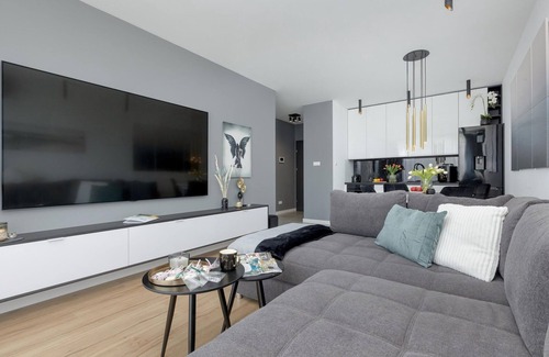 Dziwnow Apartment | Apartment Overlooking the River, Pool, Dziwnow