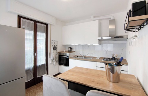 Dongo Apartment | Apartment 'Palma's House' with Lake View, Private Terrace and Wi-Fi