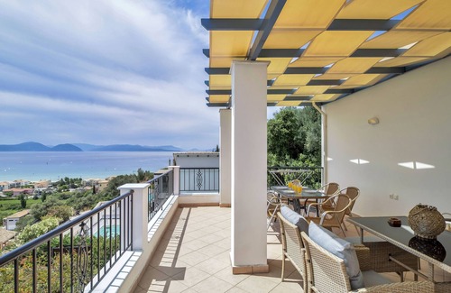 Pondi Apartment | Apartment 'Panorama 2' with Sea View, Wi-Fi and Air Conditioning