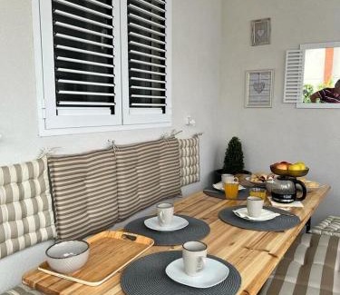 Kaprije Apartment | Apartment Paradise