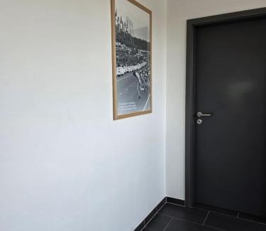 Ibbenbueren Apartment | APARTMENT PD23 ALTE FEUERWACHE I Ganze Wohnung I 5 Einzelbetten I 3 Zimmer I 3min CityHospital I 50m Supermarkt I Küche I SmartTV