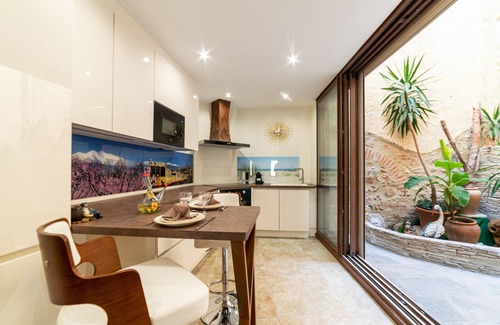 Rivesaltes Apartment | Apartment 'Plaisir Des Pierres' with Private Terrace and Wi-Fi