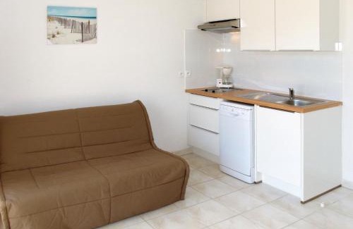 Biscarrosse Plage Apartment | Apartment Résidence Belle Dune-1 by Interhome
