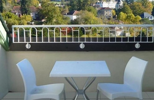 Salies-de-Bearn Apartment | Apartment Résidence de la source 24