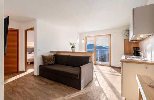 San Genesio Atesino Apartment | Apartment "Reiterhof Gaia" with Mountain View, Private Garden & Wi-Fi