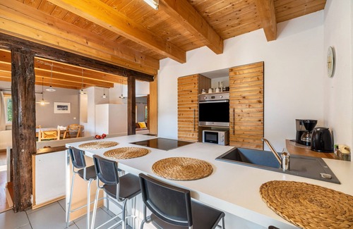 Thanheim Apartment | Apartment 'Rabus' with Mountain View, Private Terrace and Wi-Fi