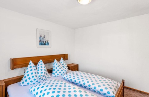 Zell am See Apartment | Apartment Ratgebgut by Interhome