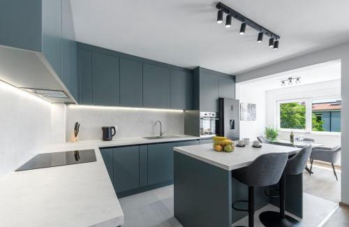 Babin Kuk Apartment | Apartment Ray of Light