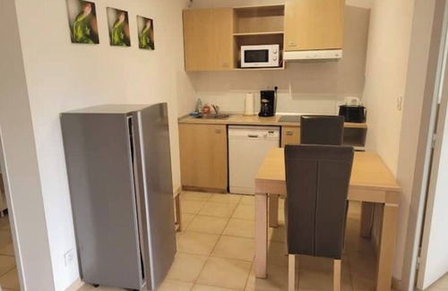 Santa-Maria-Poggio Apartment | Apartment rental near the sea