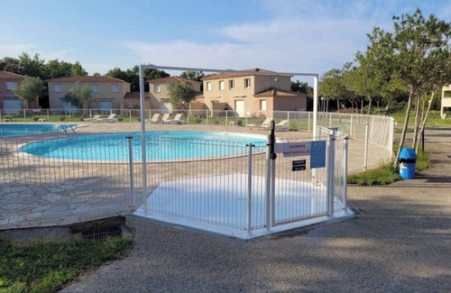 Santa-Maria-Poggio Apartment | Apartment rental near the sea