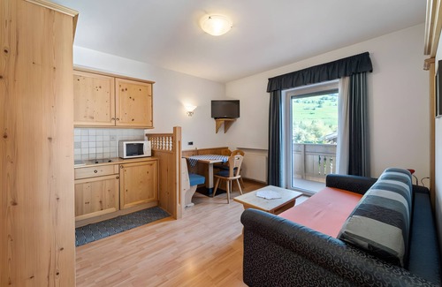 Stanga Apartment | Apartment 'Residence Priska Superior Studio' with Mountain View, Shared Garden and Wi-Fi