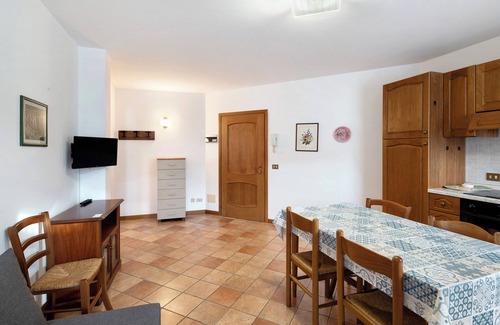 Caviola Apartment | Apartment 'Residence Malibu Appartamento 8' with Mountain View and Wi-Fi
