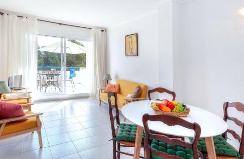 L'Escala Apartment | Apartment Residencial Magda Park by Interhome
