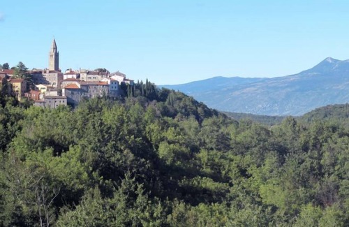 Labin Apartment | Apartment Roberta (LBN408) in Labin - 6 persons, 2 bedrooms