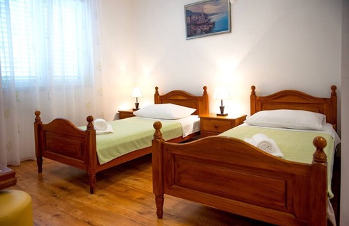 Podstrana Apartment | Apartment Robi - 50m from beach R3(2) - Podstrana, Riviera Split, Croatia