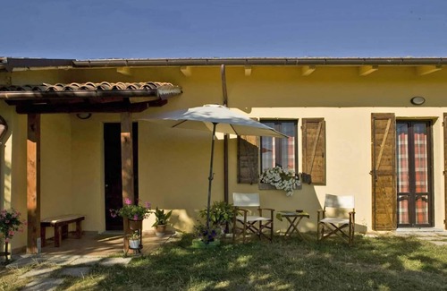 Cagli Apartment | Apartment Rosa 2 - One Bedroom Apartment, Sleeps 2