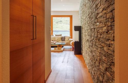 Noveli Apartment | Apartment Rosablanche E 108 by Interhome