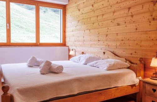 Noveli Apartment | Apartment Rosablanche E 108 by Interhome