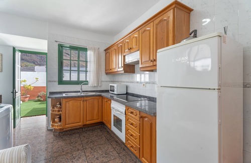 Las Puntas Apartment | Apartment 'Rosi- 2' with Mountain View, Wi-Fi and Air Conditioning