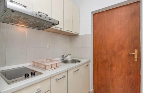 Pokrivenik Apartment | Apartment Rubin-12 by Interhome