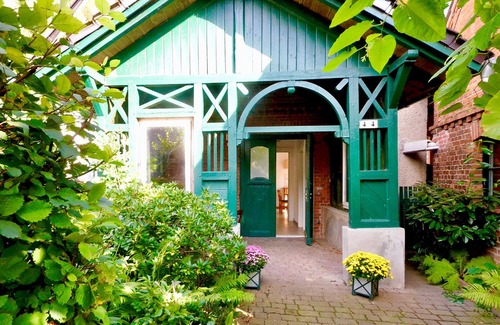 Halenbeck-Rohlsdorf Apartment | Apartment Schwalbennest near Lake Plau