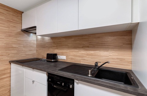 Kappel-Grafenhausen Apartment | Apartment 'S D Ferienwohnung Mit Klimaanlage' with Wi-Fi and Air Conditioning