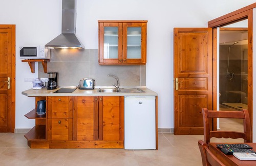 Ariany Apartment | Apartment 'S Hort Can Capità Estudio Balcón 8' close to the Sea with Shared Pool & Wi-Fi