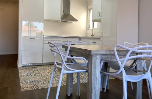 Sant Salvador Apartment | Apartment 'San Salvador' with Wi-Fi and Air Conditioning