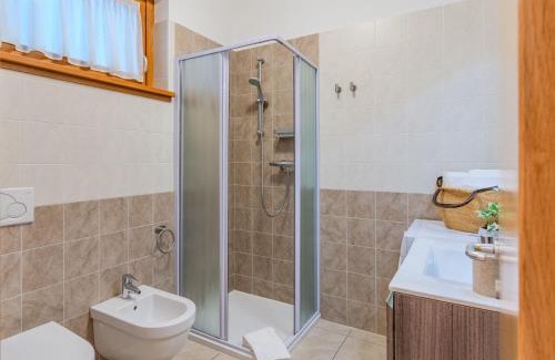 Trezzone Apartment | Apartment San Vincenzo-1 by Interhome