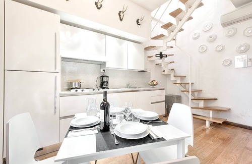 San Lorenzo Apartment | Apartment Santa Reparata Elegant in Florence, an elegant and original property