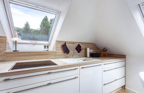 Ortsmitte Apartment | Apartment 'Sarina 2' with Mountain View, Balcony and Wi-Fi