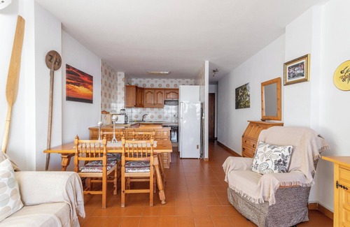 Almunecar Apartment | Apartment Sea-front by Beach with Pool & Wi-Fi