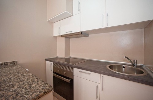 Santa Eulalia del Rio Apartment | Apartment Ses Veles 2 dormitorios close to the Beach with Sea View, Pool, Wi-Fi & Garden