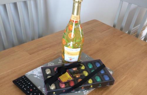 Newry Apartment | Apartment - Sleeps 2 - Wood Fire - Parking