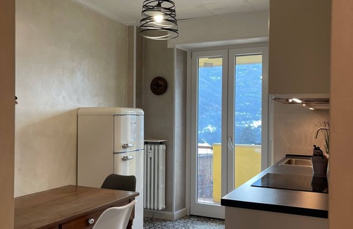 Saint-Vincent Apartment | Apartment 'Solange Saint Vincent' with Mountain View and Balcony