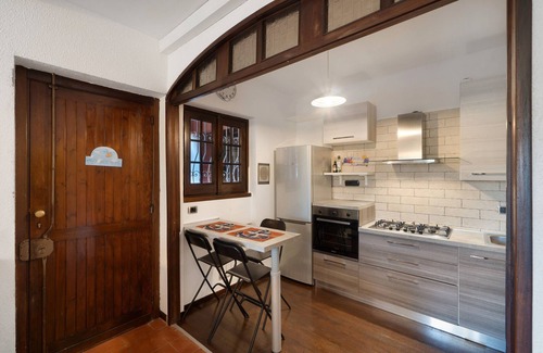 Arenzano Apartment | Apartment 'Sole E Mare' with Shared Pool, Private Terrace and Private Garden