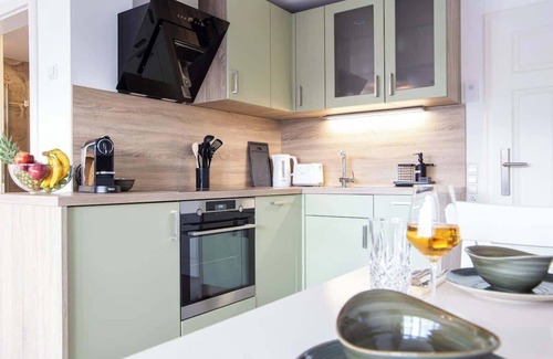 Bad Krozingen Apartment | Apartment south-facing balcony & equipped kitchen