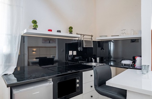 Kavos Apartment | Apartment 'Studio' with Wi-Fi and Air Conditioning