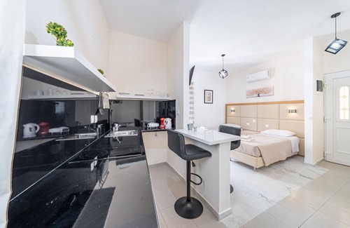 Kavos Apartment | Apartment 'Studio' with Wi-Fi and Air Conditioning